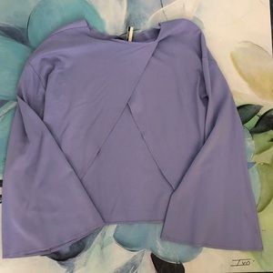 Bell sleeve top